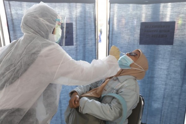 KAI Gelar Tes Antigen Acak pada Calon Penumpang KRL di 6 Stasiun