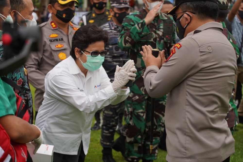 Lansia dan Petugas Publik di Batubara Ikut Vaksinasi di Komplek Inalum