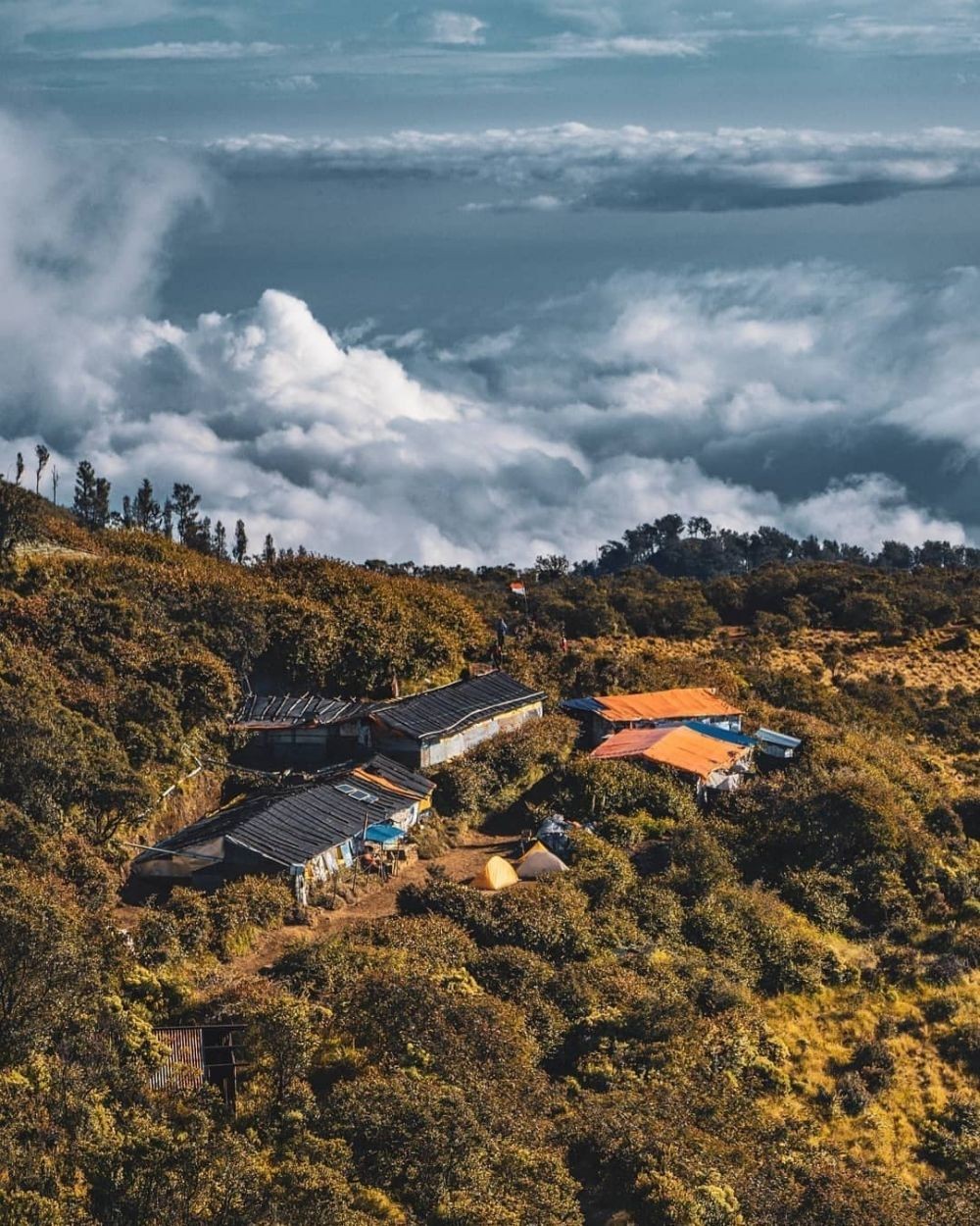 9 Desa Tertinggi di Indonesia, Pesonanya Bikin Mata Gak Berkedip