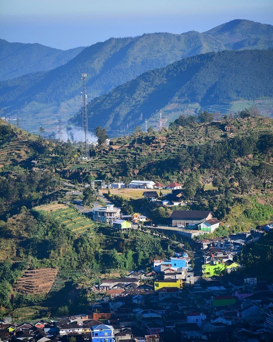 9 Desa Tertinggi di Indonesia, Pesonanya Bikin Mata Gak Berkedip