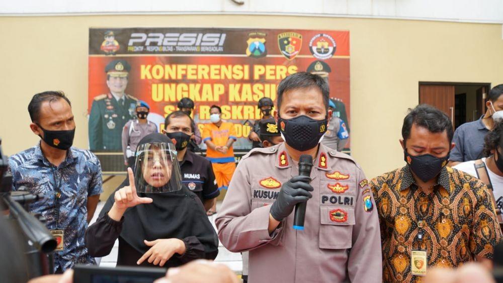 Hanya karena Bersenggolan, Pria Sidoarjo Sabetkan Pedang