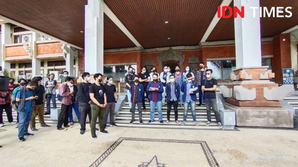 Mahasiswa UNUD Bali Kecewa Dua Tuntutan Mereka Tak Disetujui Rektorat