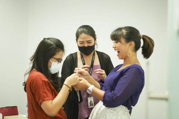 Bekerja dengan Millennial & Gen Z, Ini Kata Jurnalis Senior Uni Lubis