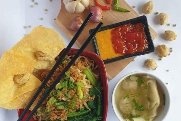 6 Tempat Makan Yamie di Yogyakarta, Semangkuk Gak Akan Cukup!