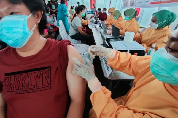 Sebanyak 1.500 Orang Ikut Vaksinasi Massal di Kejati Sumut