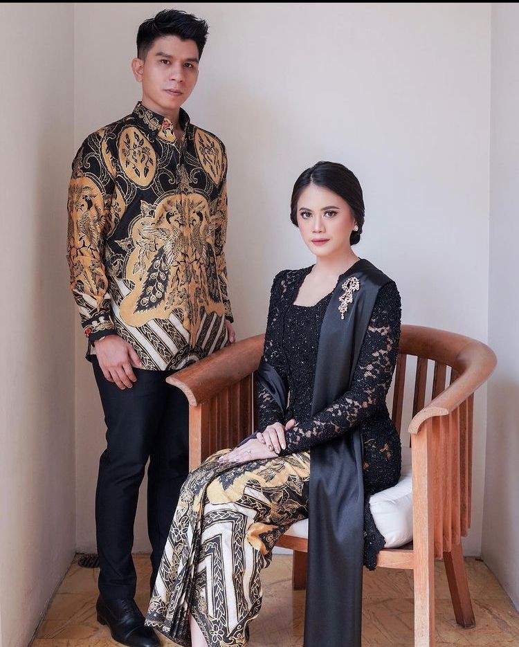 10 Potret Gagah Irfan Govinda ketika Melamar Sang Kekasih