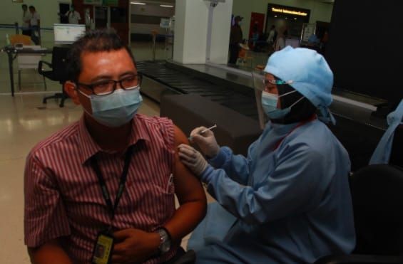 Bandara Soekarno-Hatta Buka Sentra Vaksinasi Bagi Calon Penumpang