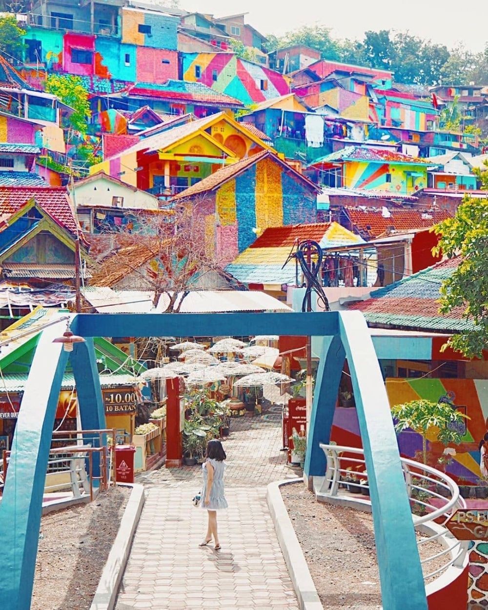 10 Kota Warna-warni Paling Estetik di Dunia, Indonesia Juga Punya!