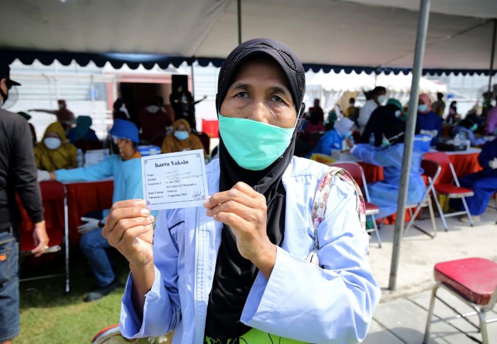 Vaksinasi Massal di G10N Surabaya, Sekali Suntik 500 Orang
