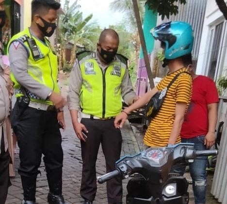 Pemotor Freestyle yang Tabrak Mobil di Makassar Ditilang di Rumahnya