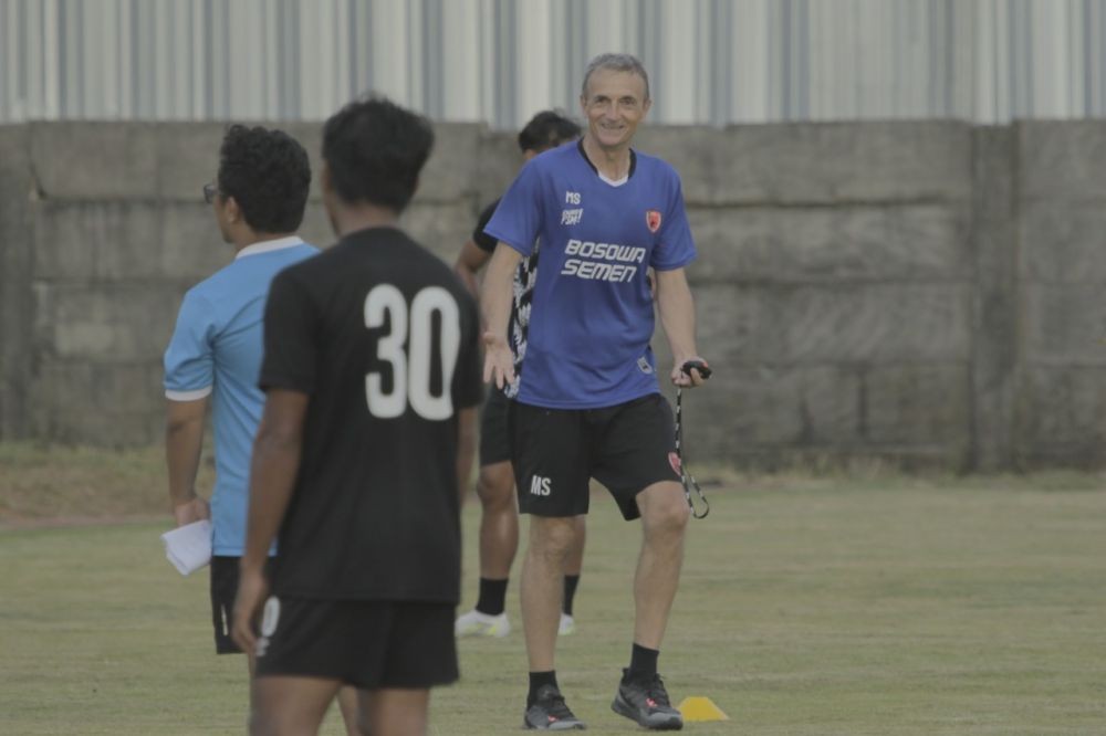 Wiljan Pluim Kembali Jadi Starter, PSM Tekuk Putra Banca FC 2-0