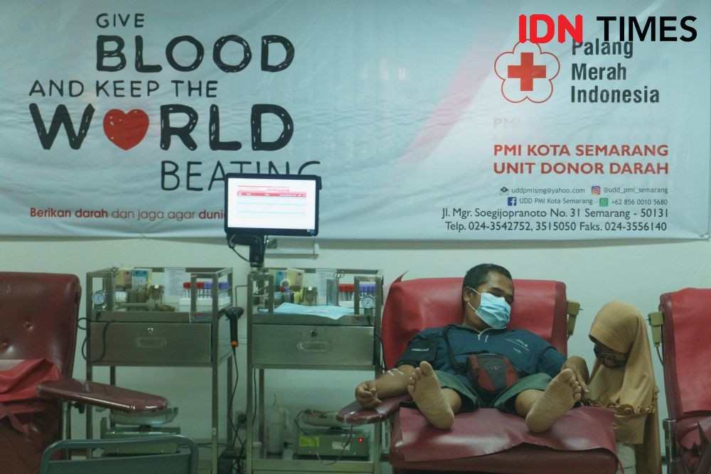 PMI Makassar Kekurangan Stok Komponen Darah, Yuk Ikutan Donor!