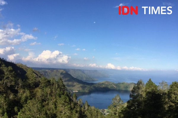 Vila dan Kafe Maulana, Konsep Eropa dengan View Danau Toba