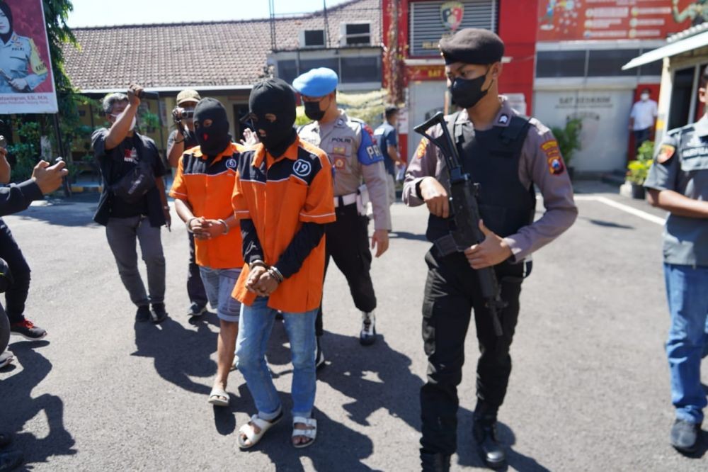 2 Tersangka Baru Kericuhan PPKM Darurat, Perusak Mobil dan Provokator