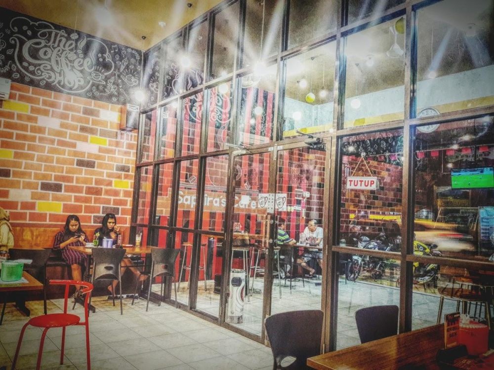 10 Kafe di Bojonegoro Yang Makanannya Enak. Mau Coba?
