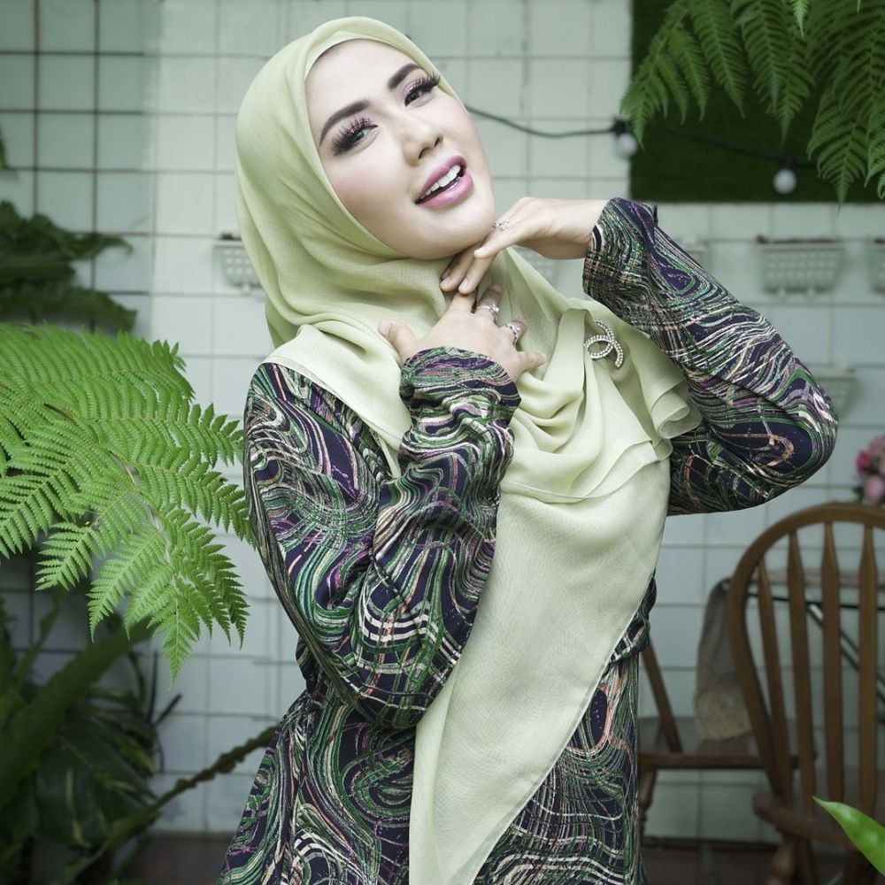 Komentarnya Nusuk ke Hati! 10 Artis Dituding Matre oleh Netizen