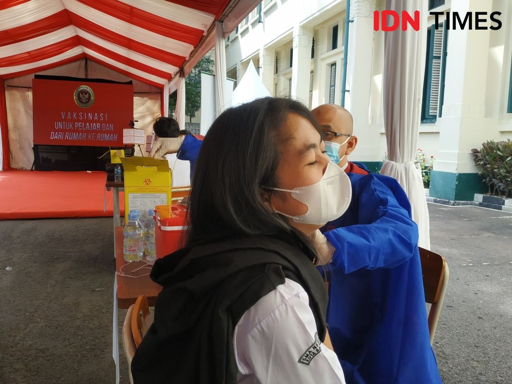 Tahap Awal, 1.000 Pelajar Kota Bandung Mulai Ikut Vaksinasi COVID-19