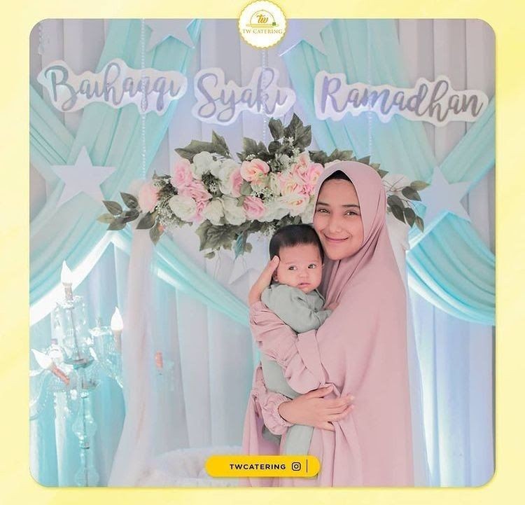10 Momen Akikah Anak Seleb Tanah Air, Bisa Jadi Referensi Nih!