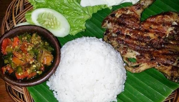 Pecinta Kuliner, Wajib Coba 9 Tempat Makan di Tangerang Raya Ini