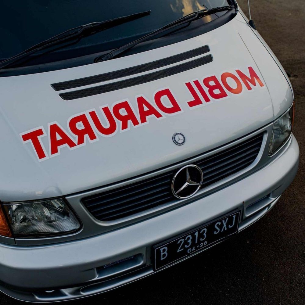 Angkut Pasien COVID, 10 Potret Merci Omesh yang Disulap Mobil Darurat
