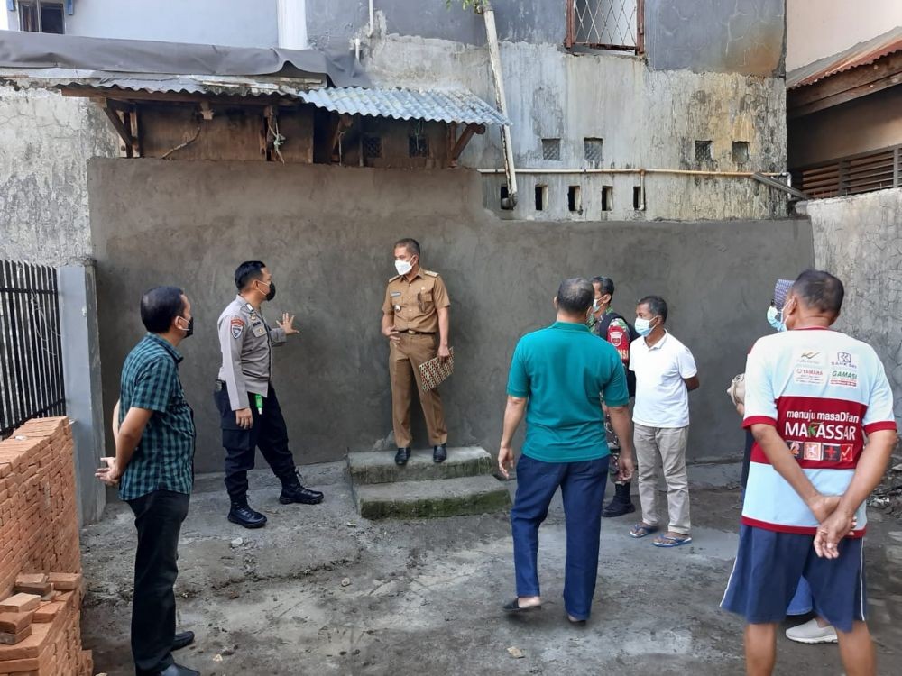 Miris, Akses Santri Rumah Tahfiz Al-Quran di Makassar Ditutup Tembok