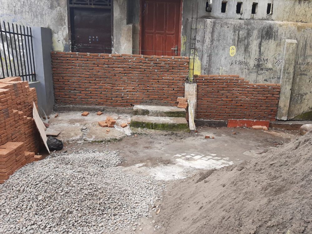 Miris, Akses Santri Rumah Tahfiz Al-Quran di Makassar Ditutup Tembok