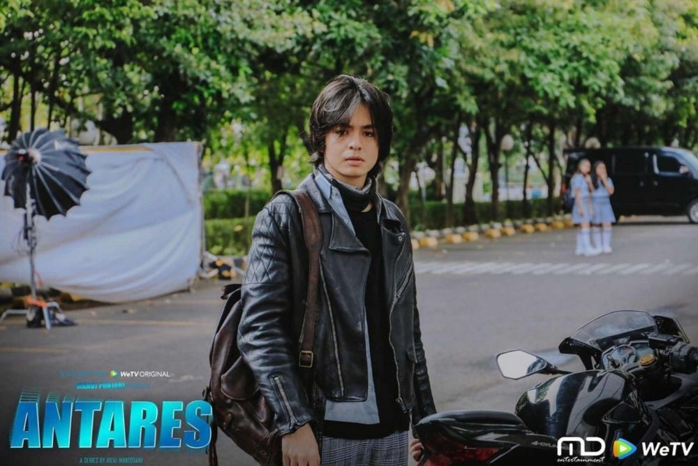 10 Still Cut Web Series Antares, Ada Angga Dan Beby Tsabina