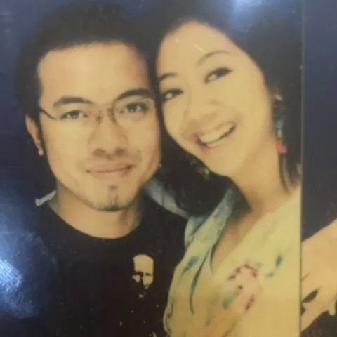 10 Potret Photobox Jadul Pasangan Artis Masih Disimpan, Culun Semua
