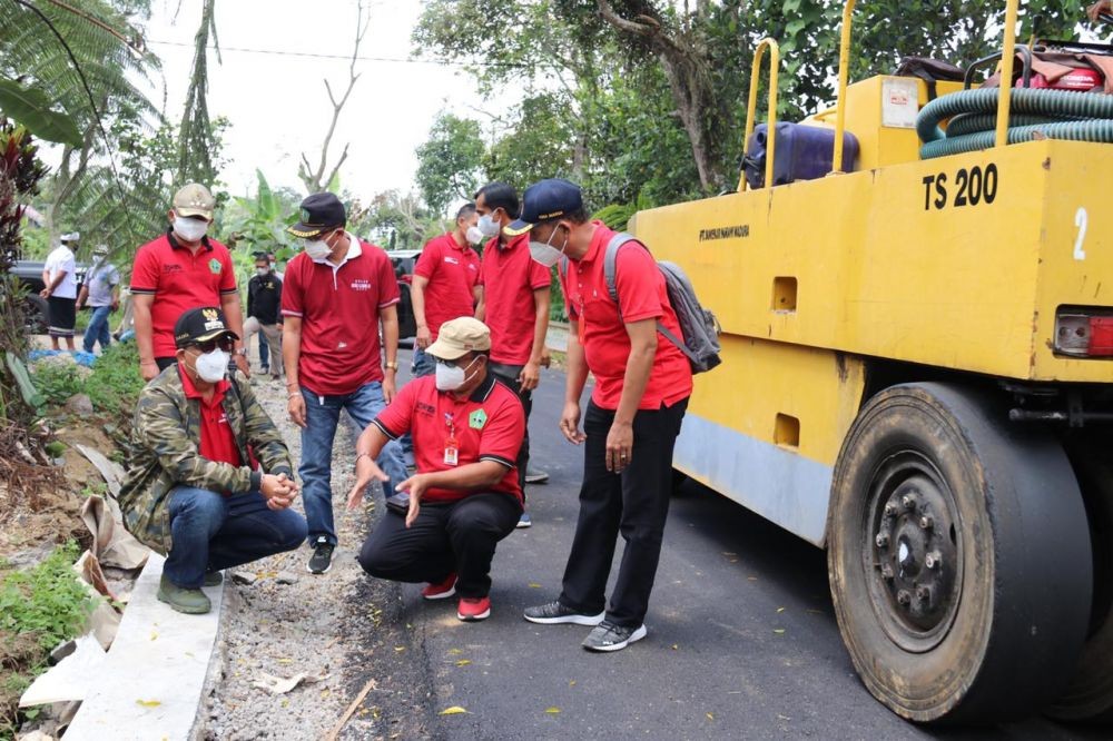 Tabanan Anggarkan Rp42 miliar Untuk Memperbaiki Jalan Rusak