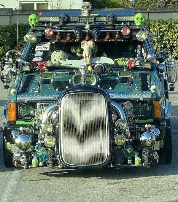 Modifikasi Mobil Tanpa Tata Krama, Absurdnya Juara