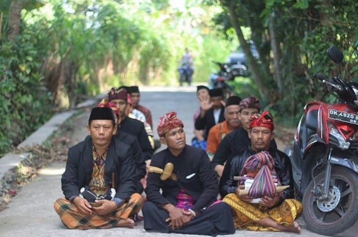 Uniknya Budaya Merarik Suku Sasak Lombok, Calon Pengantin Dibawa Lari 