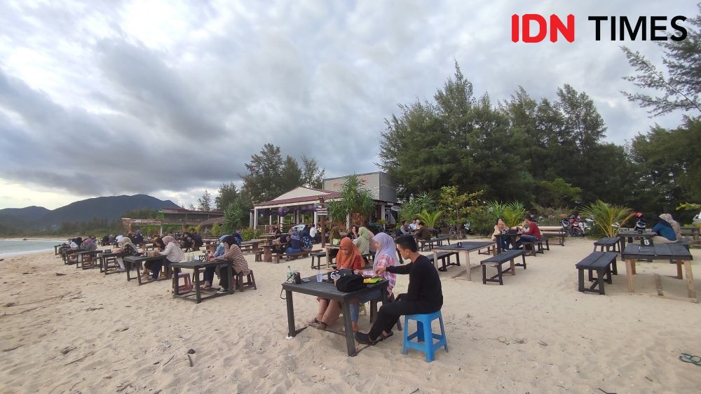 5 Kafe Hits Pinggir Pantai di sekitar Banda Aceh