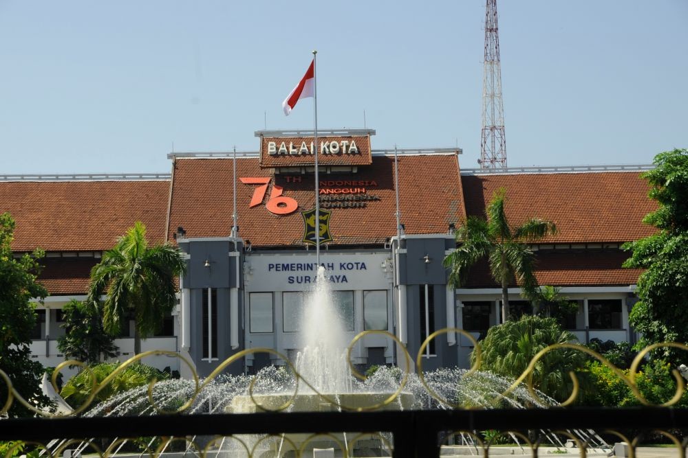 Bukan Bendera Putih, Kota Surabaya Diharap Bertaburan Merah Putih