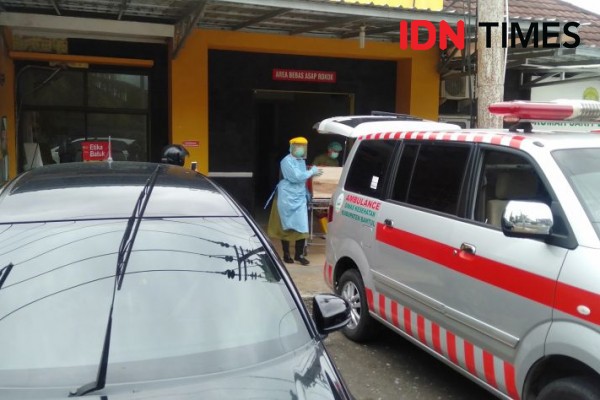 RS Kesesi Pekalongan Terima Ambulans Hasil Pendapatan Transaksi Bursa