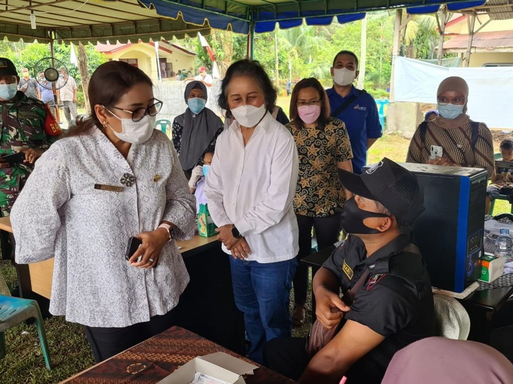 Ribuan Karyawan Perkebunan Sawit Langkat Ikut Vaksinasi 