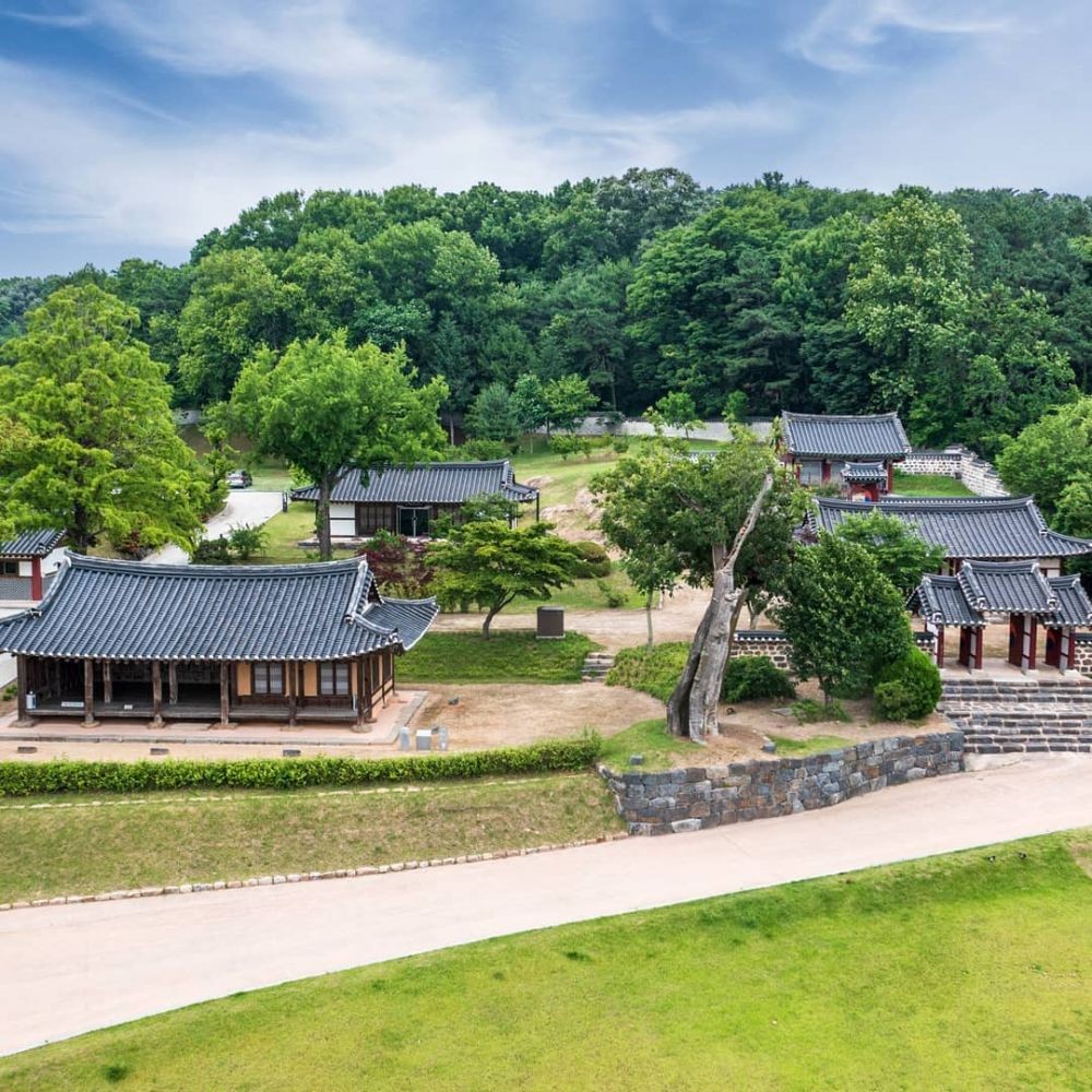 10 Situs Sejarah Paling Cantik di Korea Selatan