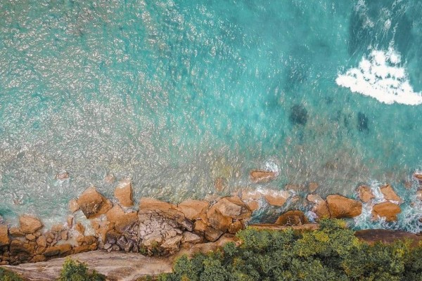 Menikmati Keindahan Pantai Gili Sudak di Lombok Barat