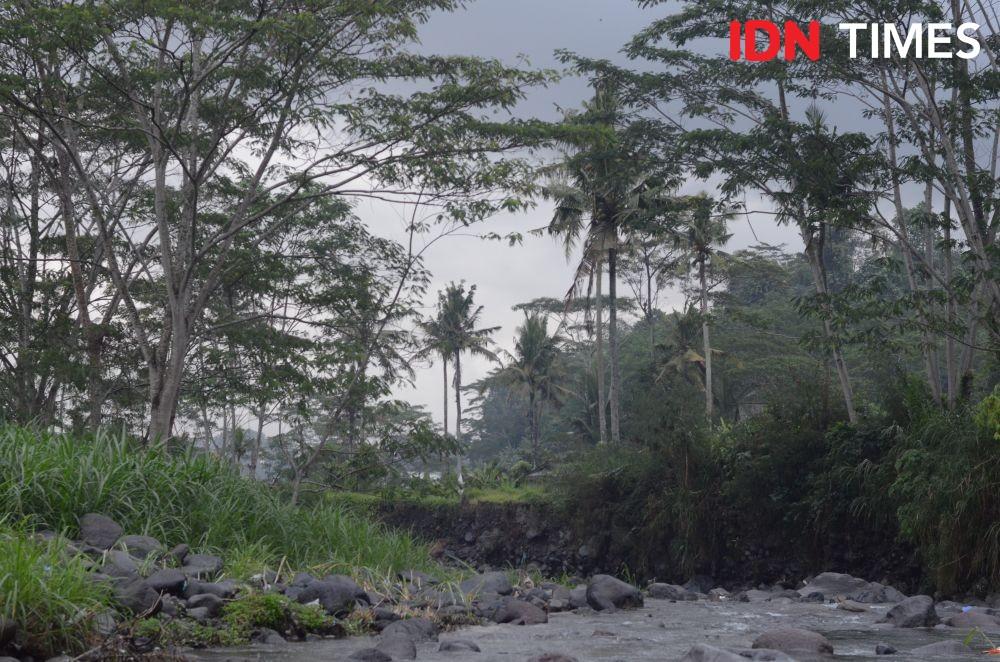 Potret Segarnya Sungai di Sidemen Karangasem