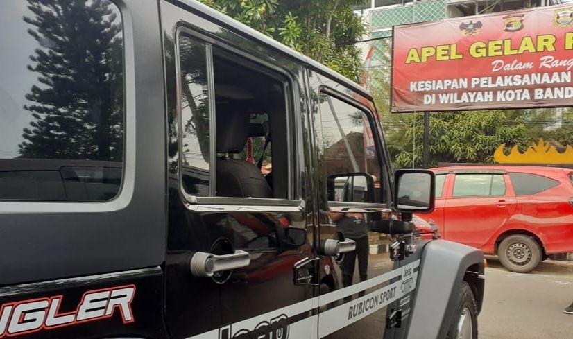 Modus Pecah Kaca Mobil, Pemilik Jeep Rubicon Kehilangan Rp200 Juta