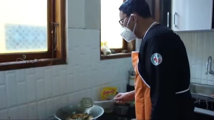 WH Pamer Nasi Goreng, Netizen: Pak Rakyat Makan Beras Bantuan Jelek 
