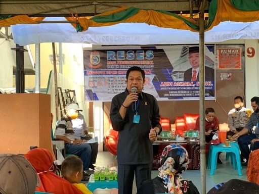 Legislator DPRD Makassar Meninggal usai Berenang di Pantai
