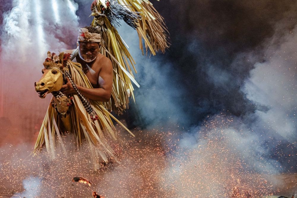 Serial Program Telusur Seni Tradisi Hadirkan Dua Tarian Sakral Bali 