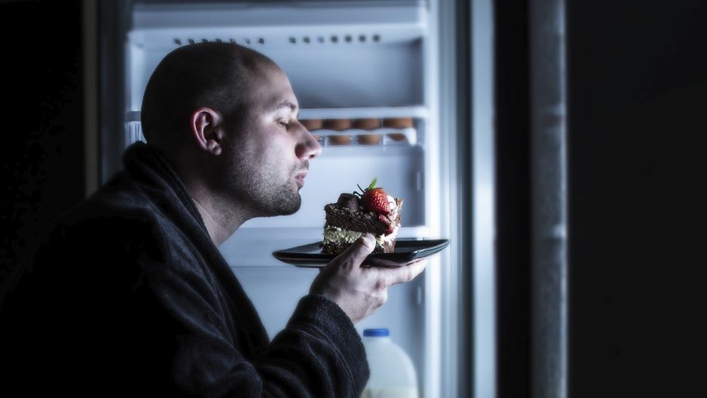 5 Kebiasaan Makan yang Terkesan Sepele tapi Bahaya buat Jantung