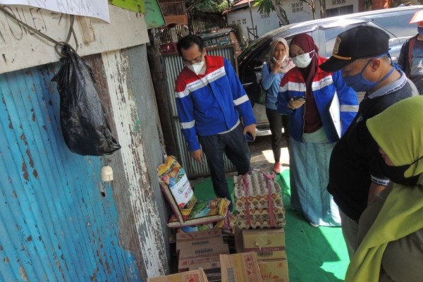 Pertamina Kirim Sembako untuk Korban Kebakaran di Balikpapan