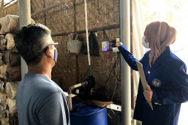 Bantu Petani Jamur Tiram, Mahasiswa UNY Ciptakan Alat Siram Otomatis