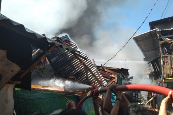 Kebakaran Hebat di Makassar, 110 Rumah Hangus Terbakar