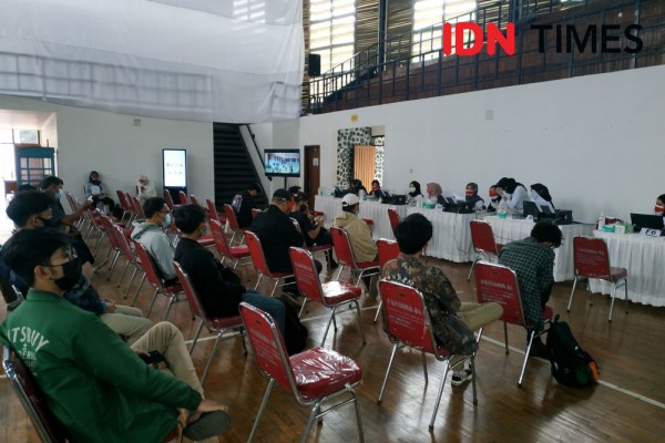 Peringati Hari Kemerdekaan, 400 Ribu Warga Jabar Ikut Vaksinasi Massal