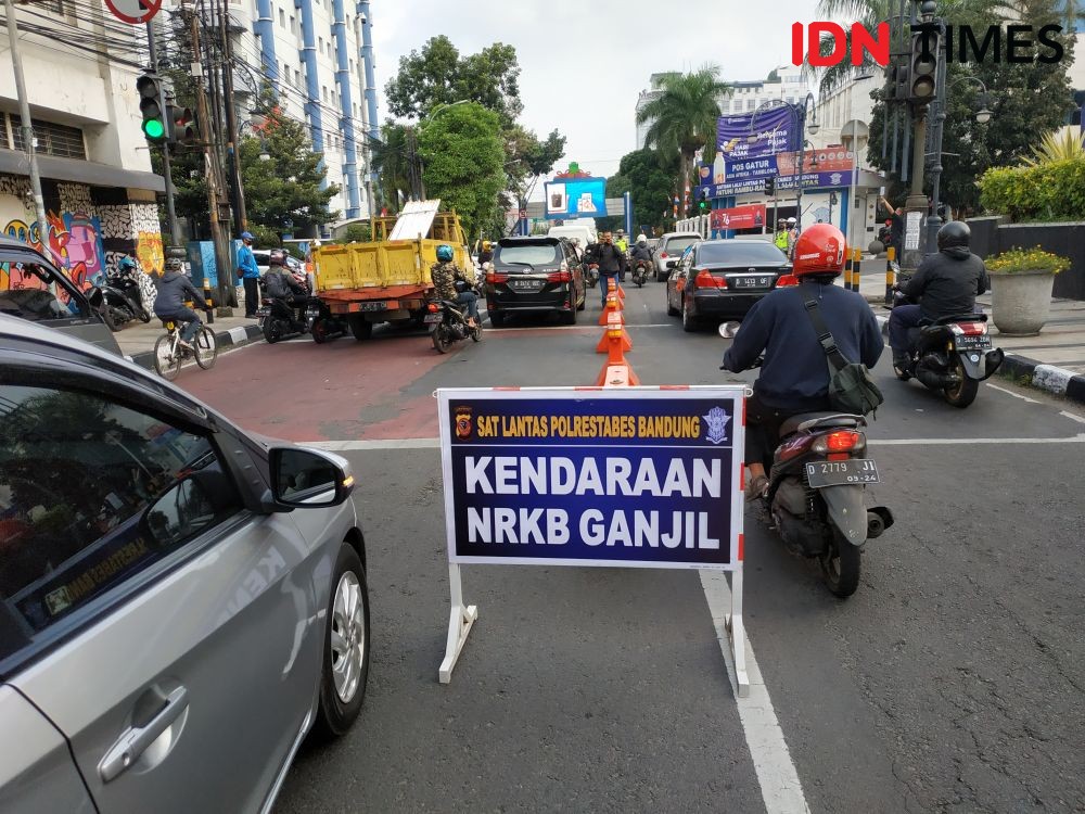 PPKM Level 3, Pemkot Bandung Tutup Tiga Titik Jalan Pusat Keramaian