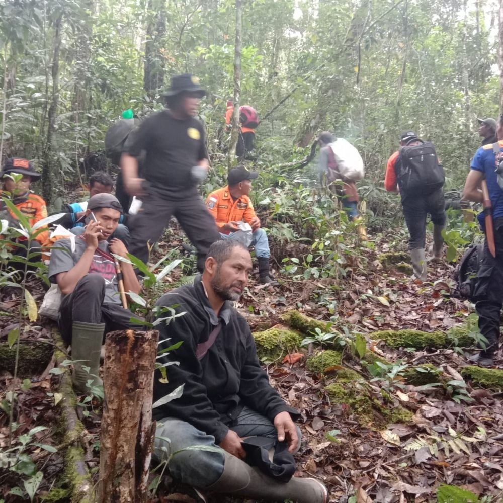 Akhirnya, Warga dan Tim SAR Gabungan yang Tersesat di Hutan Kembali