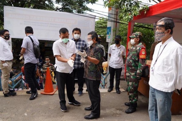 Rawan Pencurian Data, Kemendag Tertibkan Jasa Cetak Kartu Vaksin di Platform